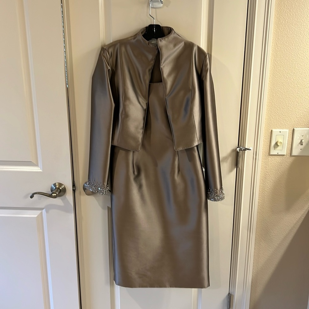 Absolutely stunning  2 piece Catherine Regehr from Ruth Hill boutique